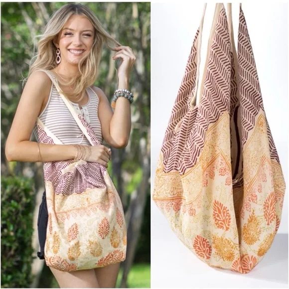 Women’s trendy cute boho hobo shoulder bag with zippered closure - Picture 2 of 5